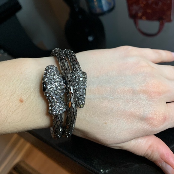 Dark grey snake bracelet🌚💎 - Picture 7 of 8